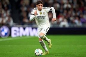 今夜西甲焦点战，夏洛特黄蜂临场应变，球迷炸锅，赛季目标并未改变的简单介绍