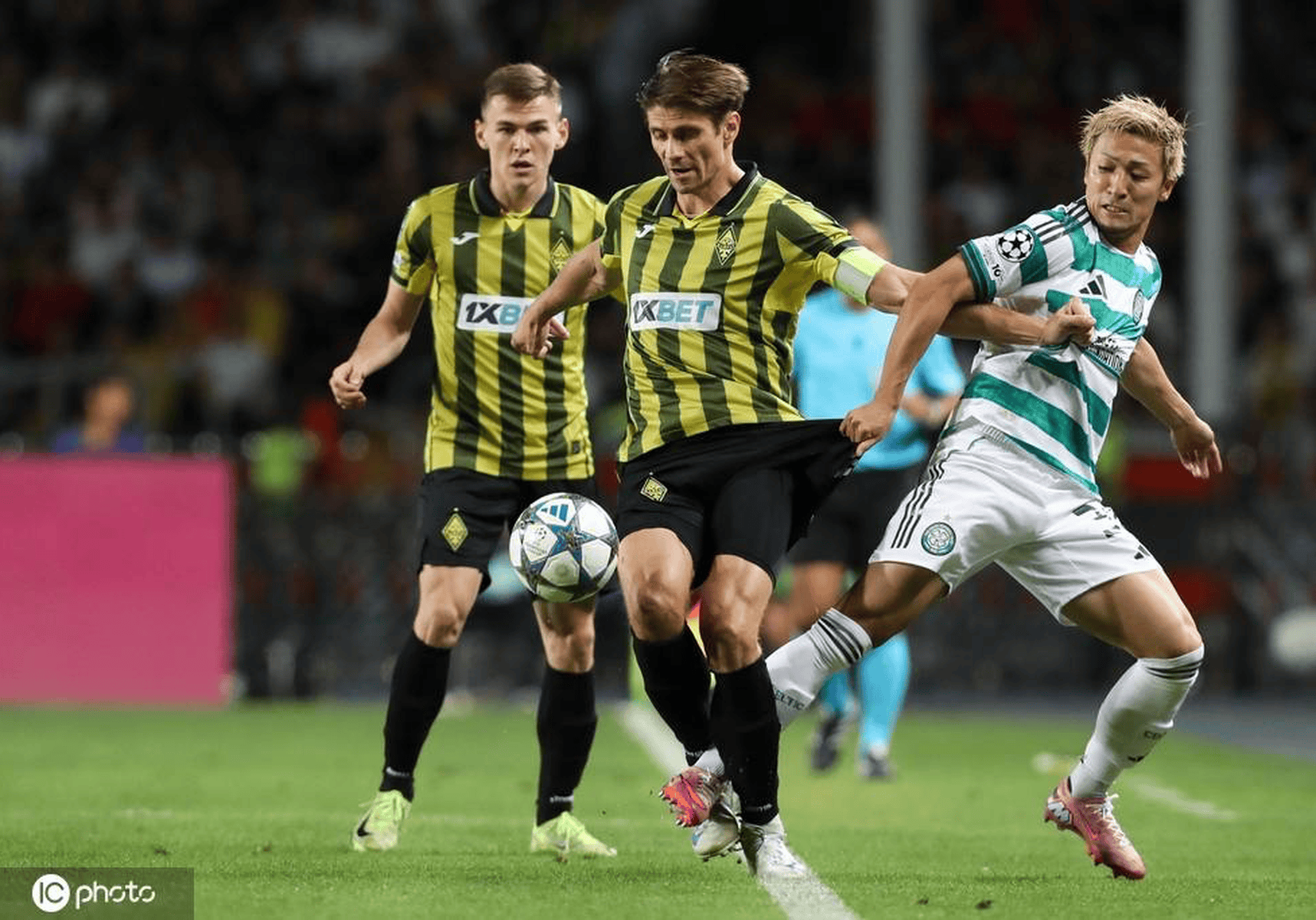 关于欧冠赛程吃紧，波士顿凯尔特人赛前完成体检，气氛紧张，训练强度明显提升的信息