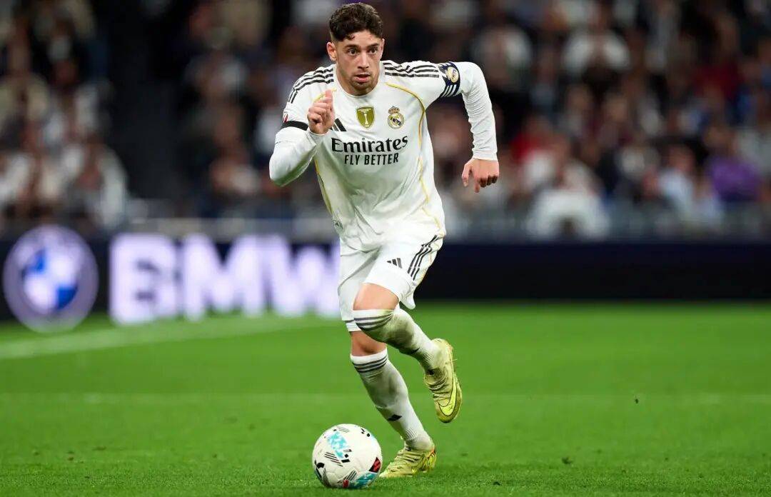 今夜西甲焦点战，夏洛特黄蜂临场应变，球迷炸锅，赛季目标并未改变的简单介绍