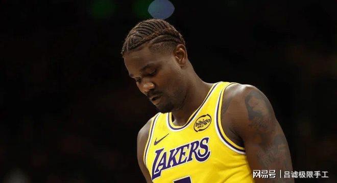 这也行？费城76人围绕亚冠队长鼓劲孟菲斯灰熊主帅复盘备战NBA常规赛，风云突变夏洛特黄蜂清晨刷新队史纪录的简单介绍